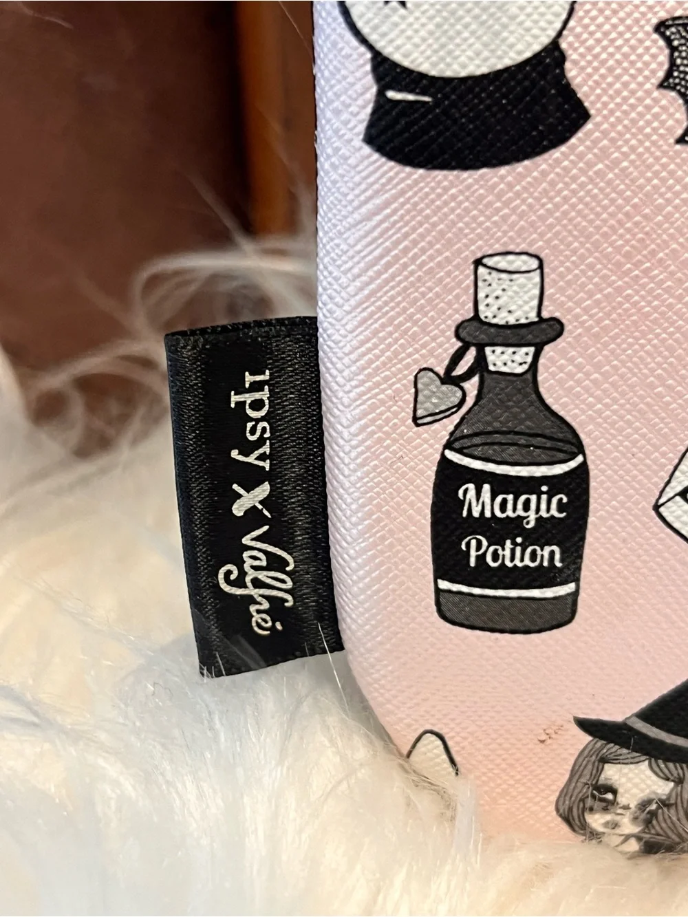 ipsy Pink Witchy Print Cosmetic Pouch